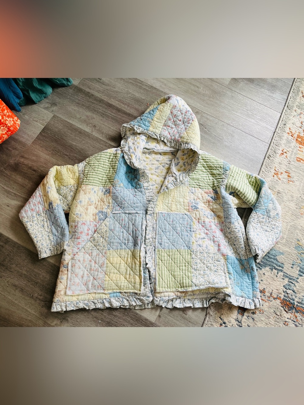 Handmade patchwork quilted jacket OS - Picture 4 of 9